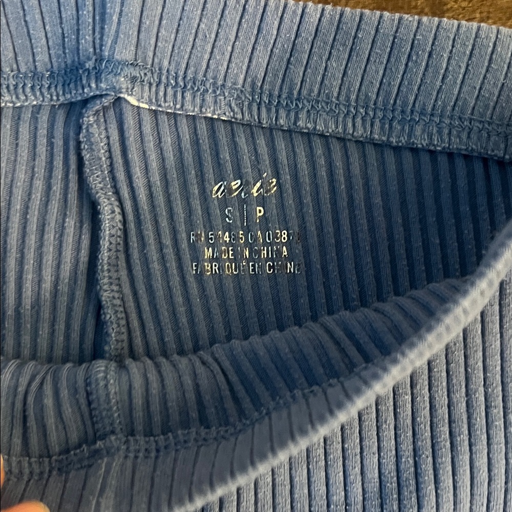 Aerie Blue Ribbed Lounge Set - Picture 7 of 7